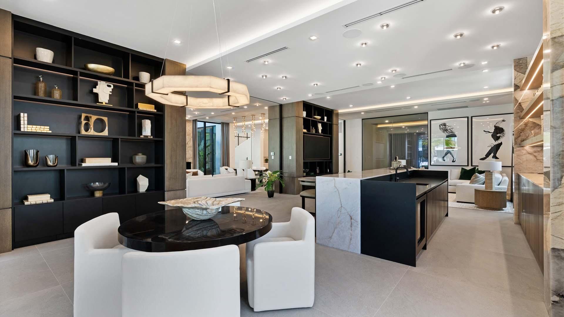 207 W Coconut Palm Road, Boca Raton, FL 33432 Photo