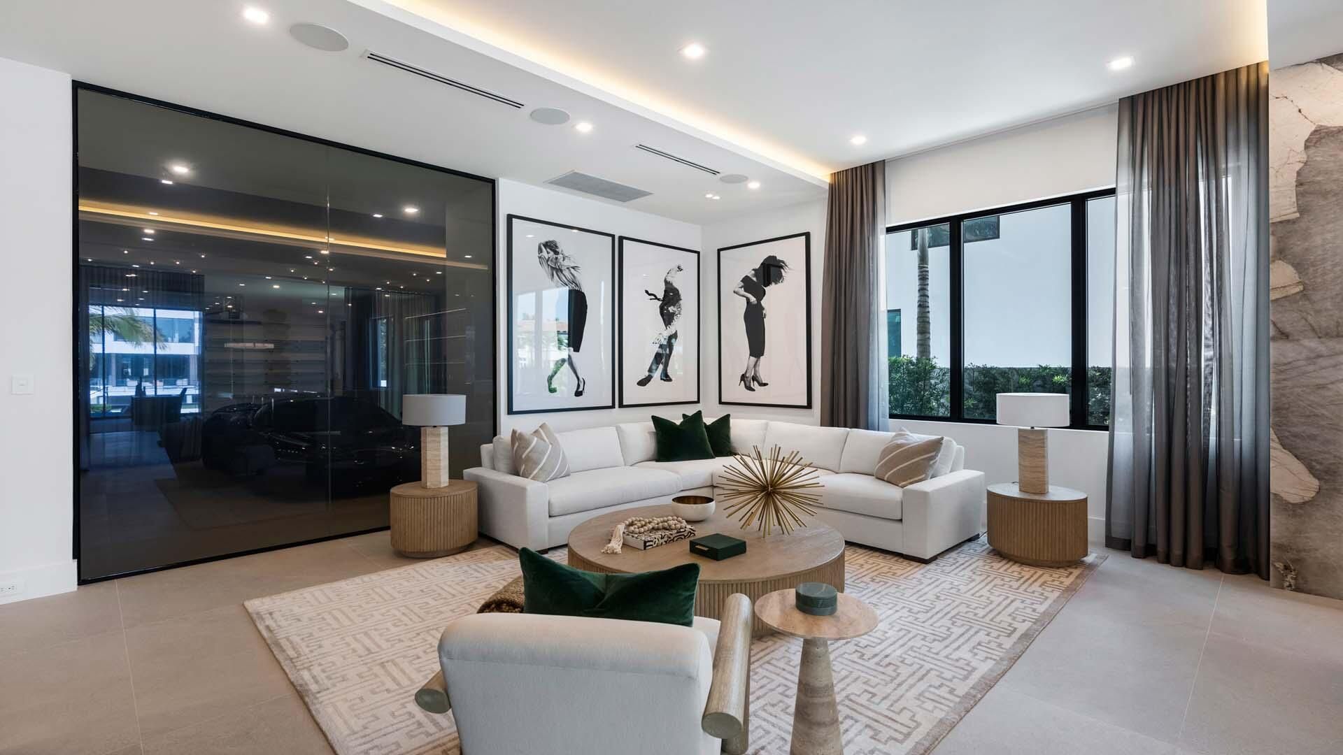 207 W Coconut Palm Road, Boca Raton, FL 33432 Photo