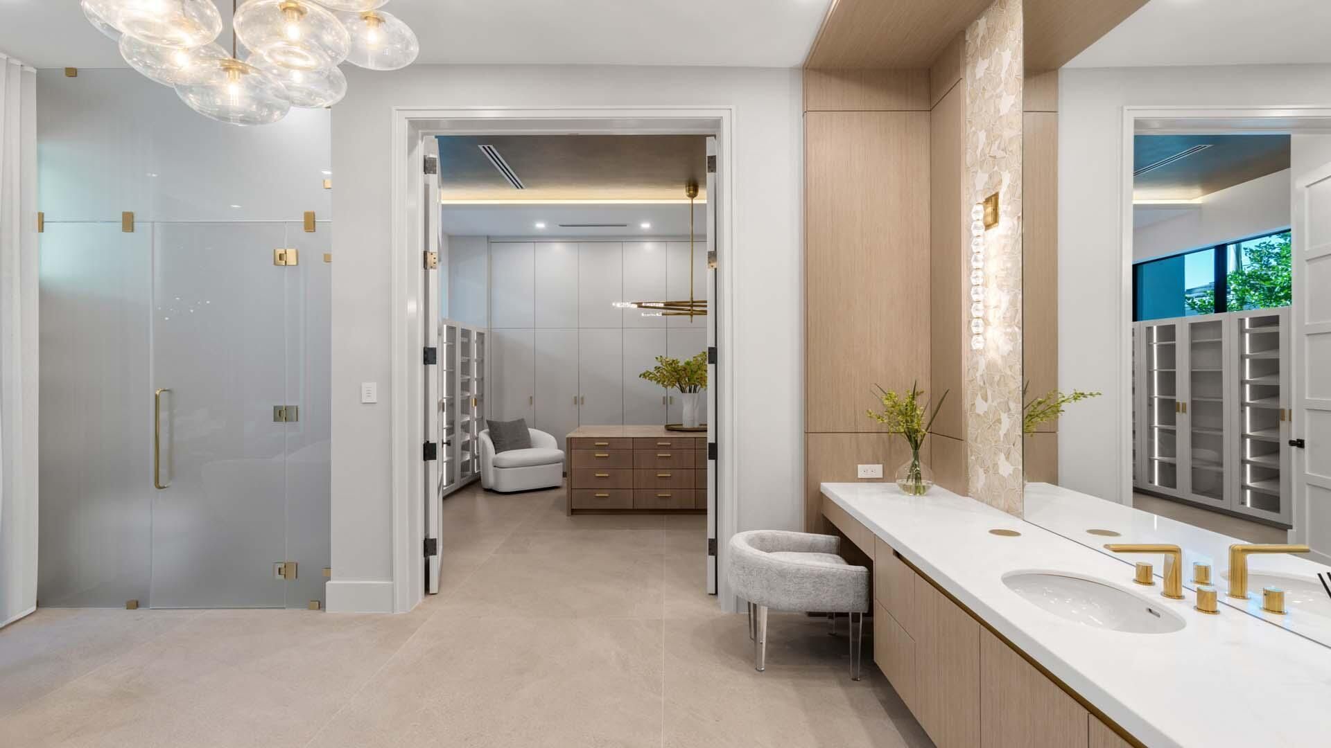 207 W Coconut Palm Road, Boca Raton, FL 33432 Photo