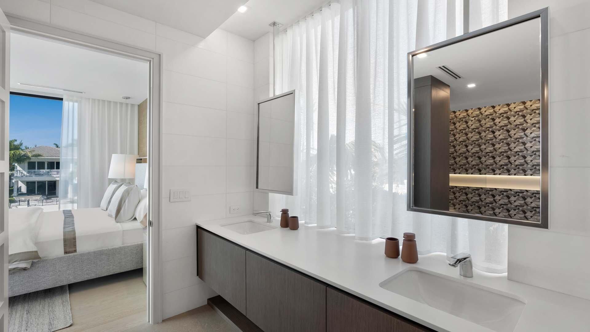 207 W Coconut Palm Road, Boca Raton, FL 33432 Photo