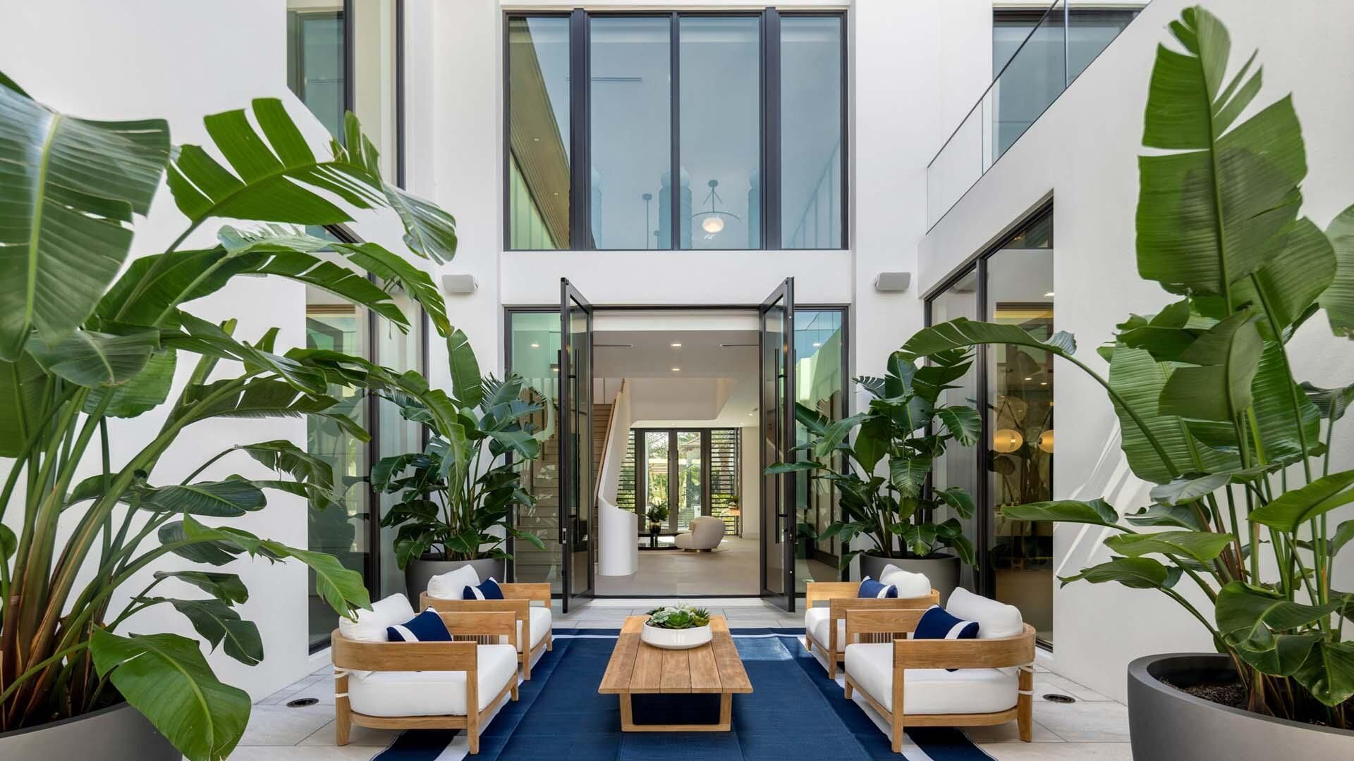 207 W Coconut Palm Road, Boca Raton, FL 33432 Photo