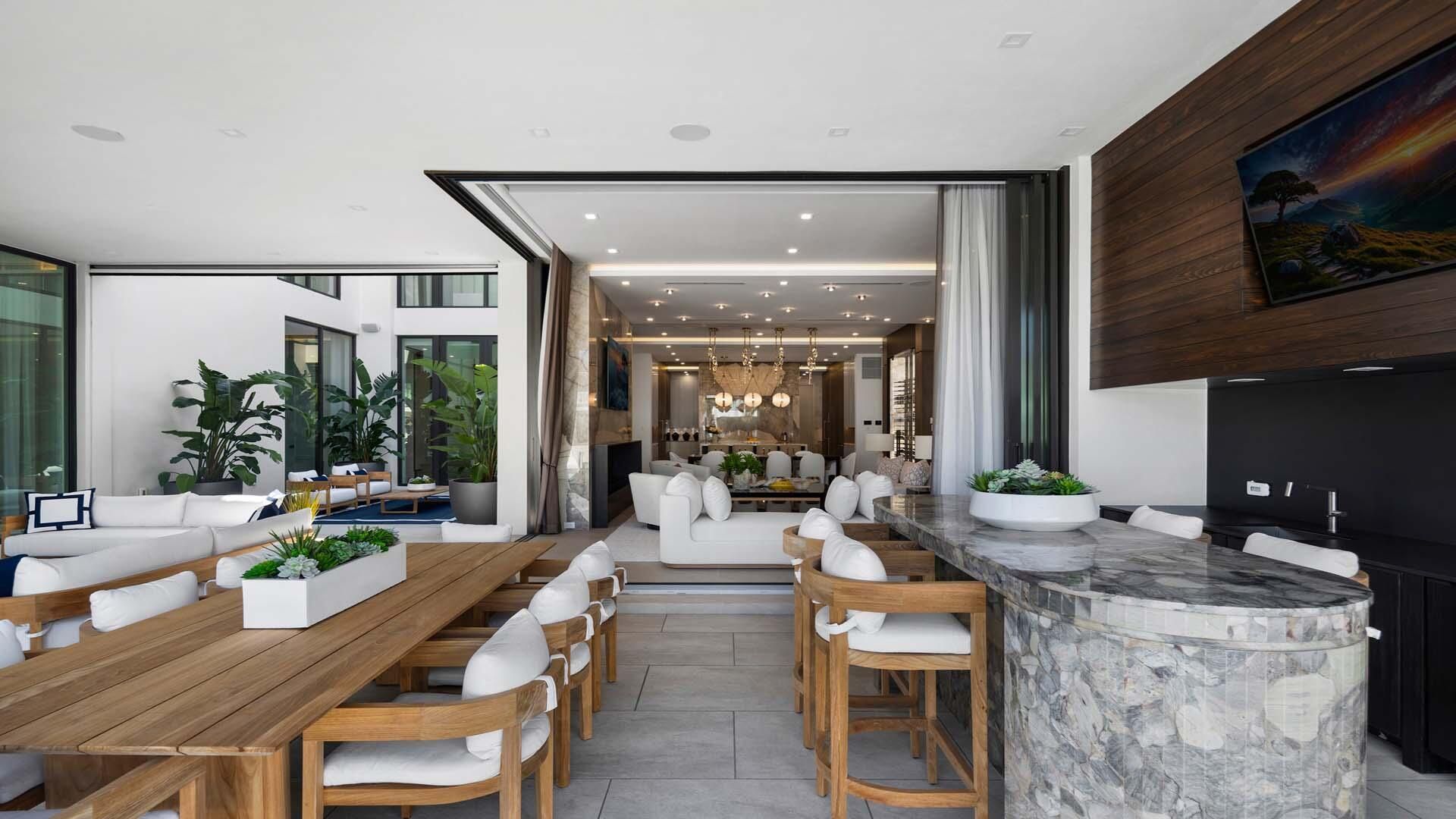 207 W Coconut Palm Road, Boca Raton, FL 33432 Photo