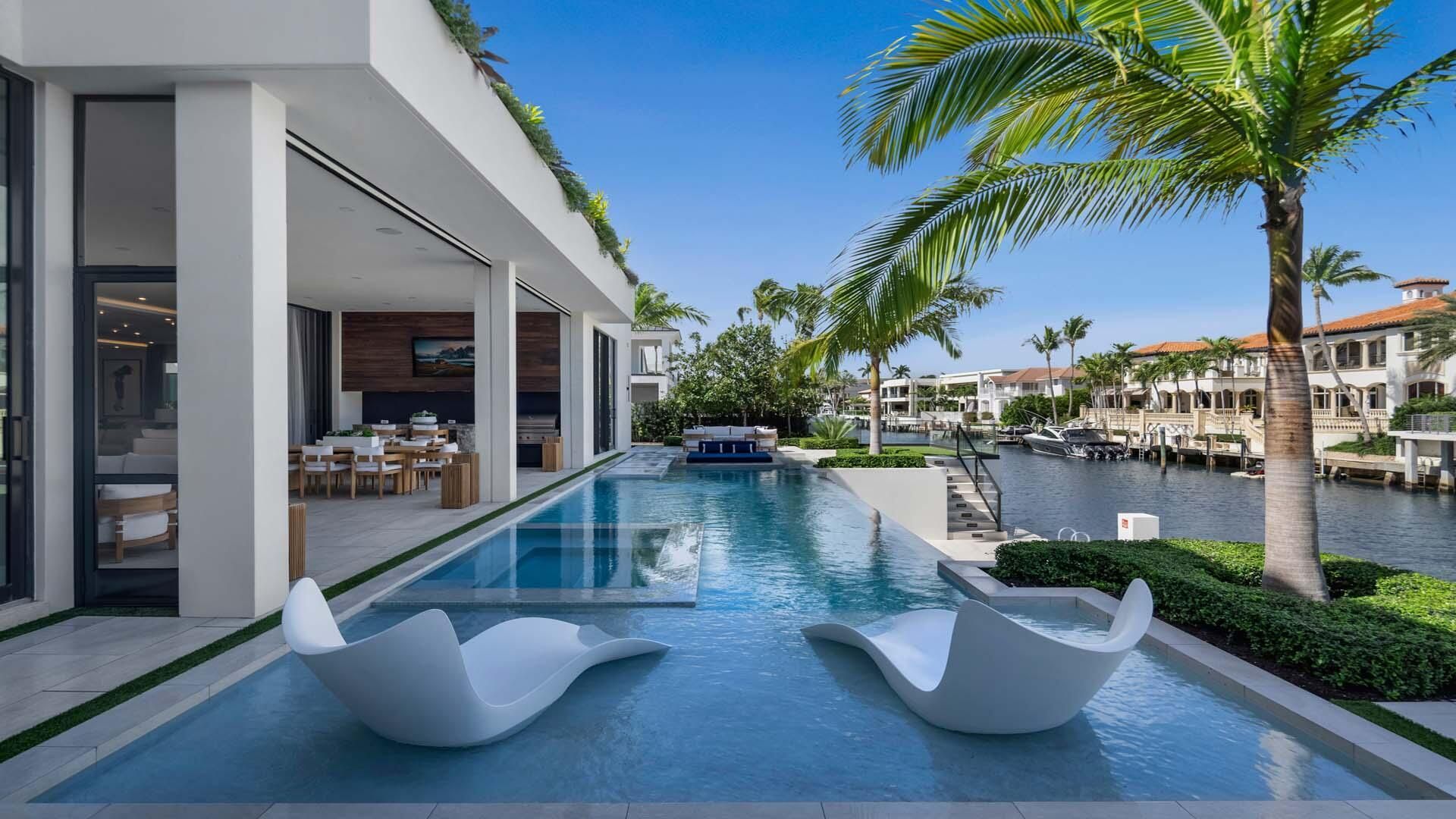 207 W Coconut Palm Road, Boca Raton, FL 33432 Photo