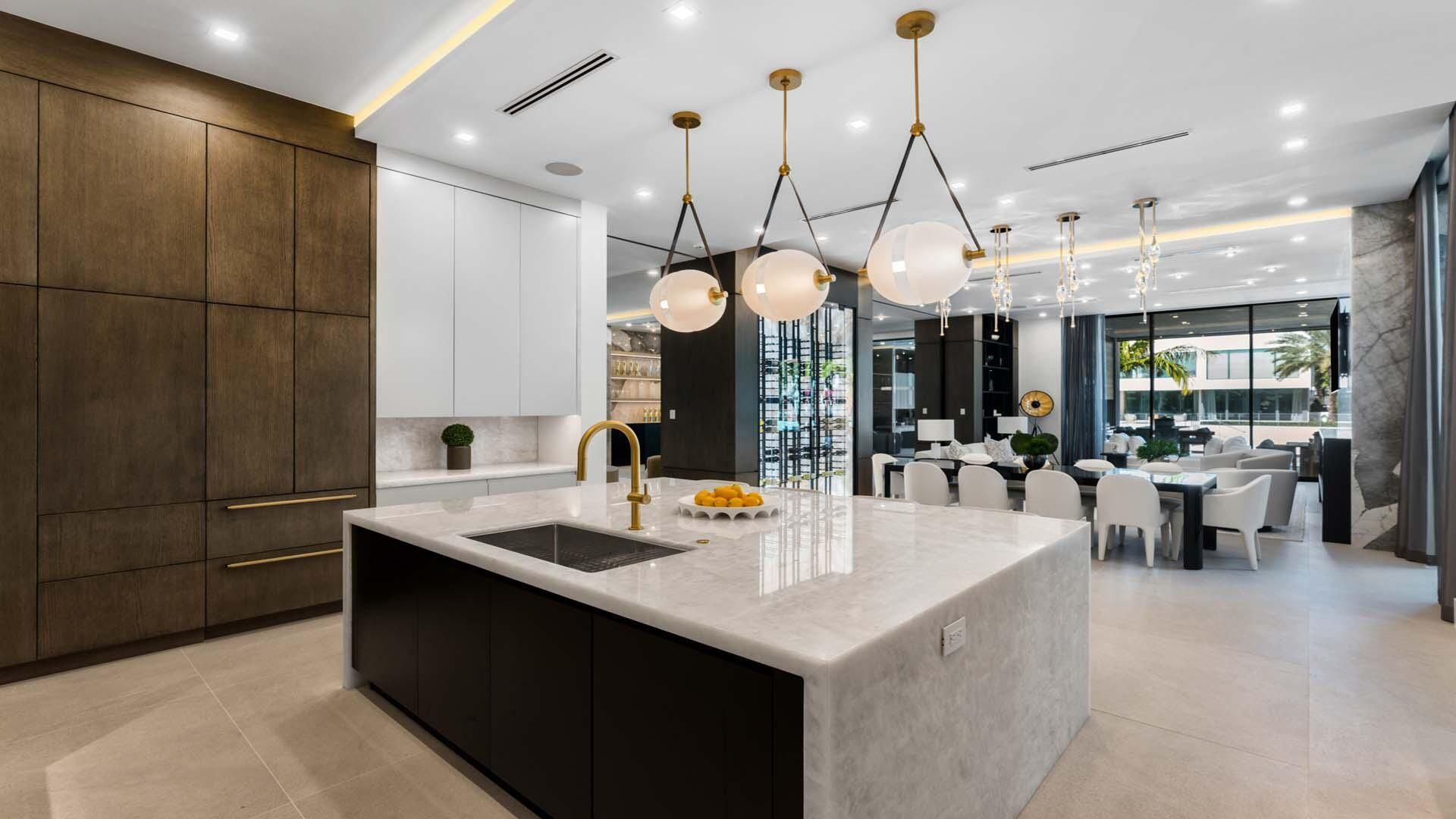 207 W Coconut Palm Road, Boca Raton, FL 33432 Photo