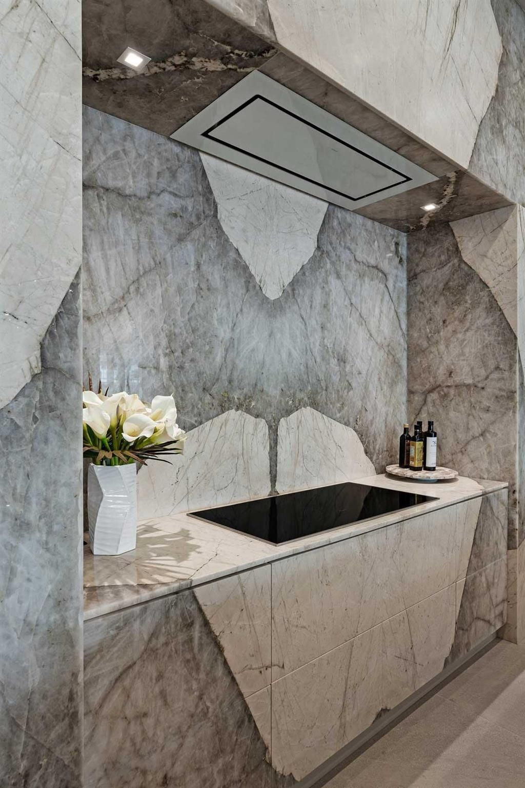 207 W Coconut Palm Road, Boca Raton, FL 33432 Photo