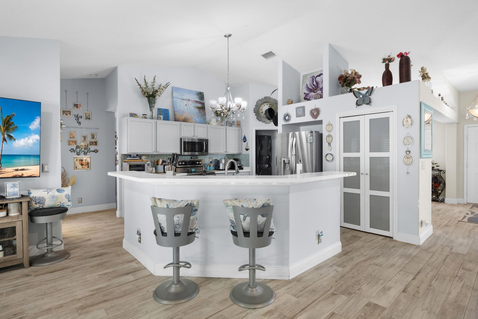 1073 SW Placetas Avenue, Port Saint Lucie, FL 34953 Photo