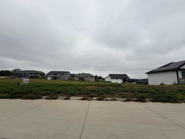 Lot 88 Rustic Point Lane, Dubuque, IA 52002