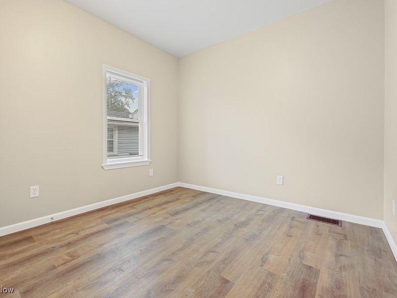 879 E 4th Street, Salem, OH 44460 Photo 10