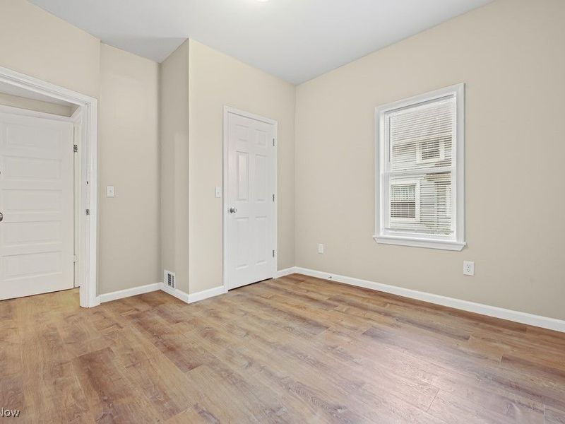 879 E 4th Street, Salem, OH 44460 Photo 11