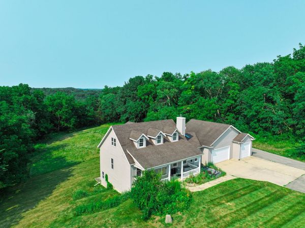 3428 Bluto Boulevard, Mount Horeb, WI 53572