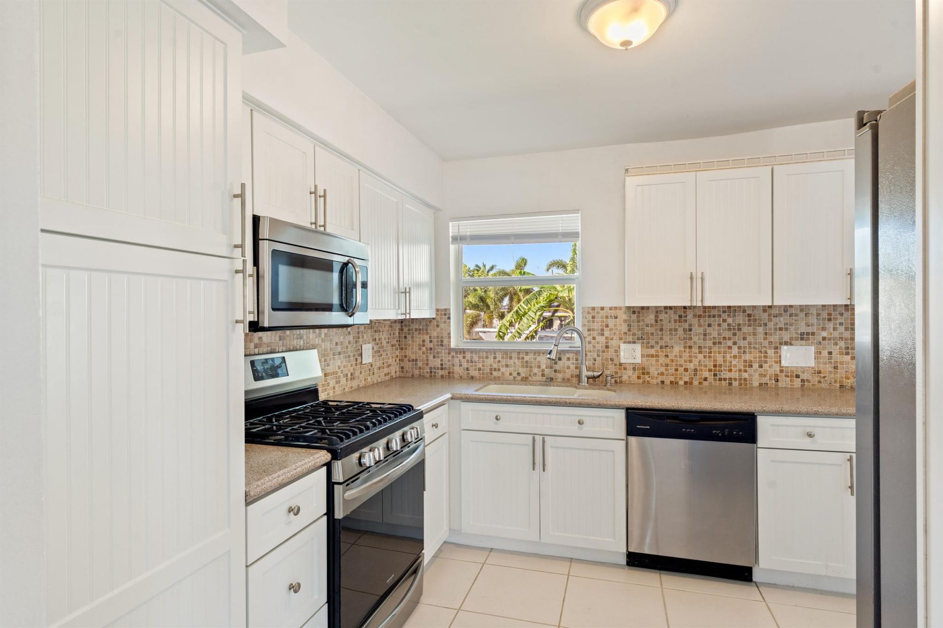 1001 SE 5 Avenue, Pompano Beach, FL 33060 Photo