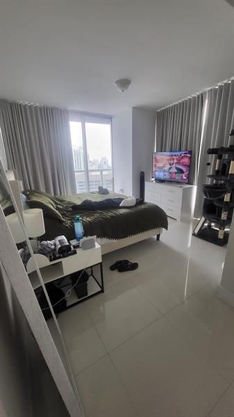 475 Brickell Avenue, Unit 4913, Miami, FL 33188 Photo