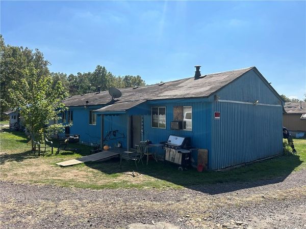 48,49,50 Lyons Ave, Fairchance, PA 15436