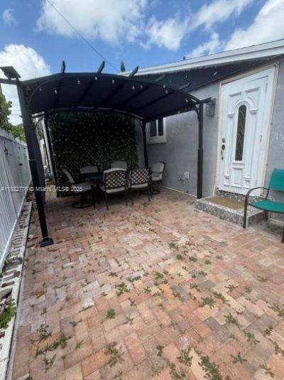 1336 NW 38th St, Unit 1, Miami, FL 33142 Photo