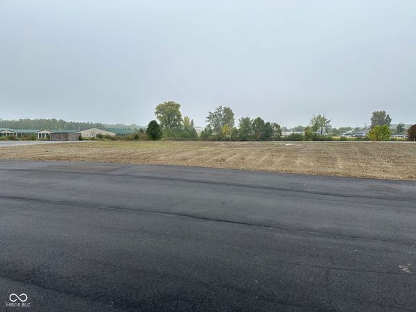 8903 E Motorsports Way, Brownsburg, IN 46112