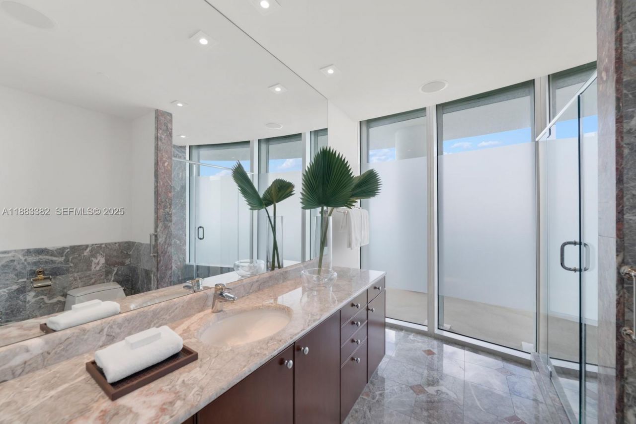 1643 Brickell Ave, Unit PH4902, Miami, FL 33129 Photo