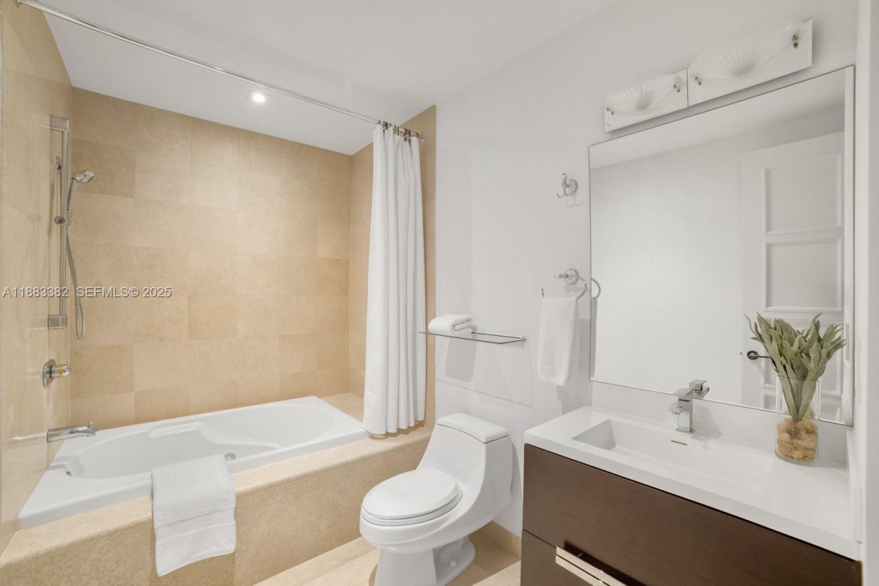 1643 Brickell Ave, Unit PH4902, Miami, FL 33129 Photo