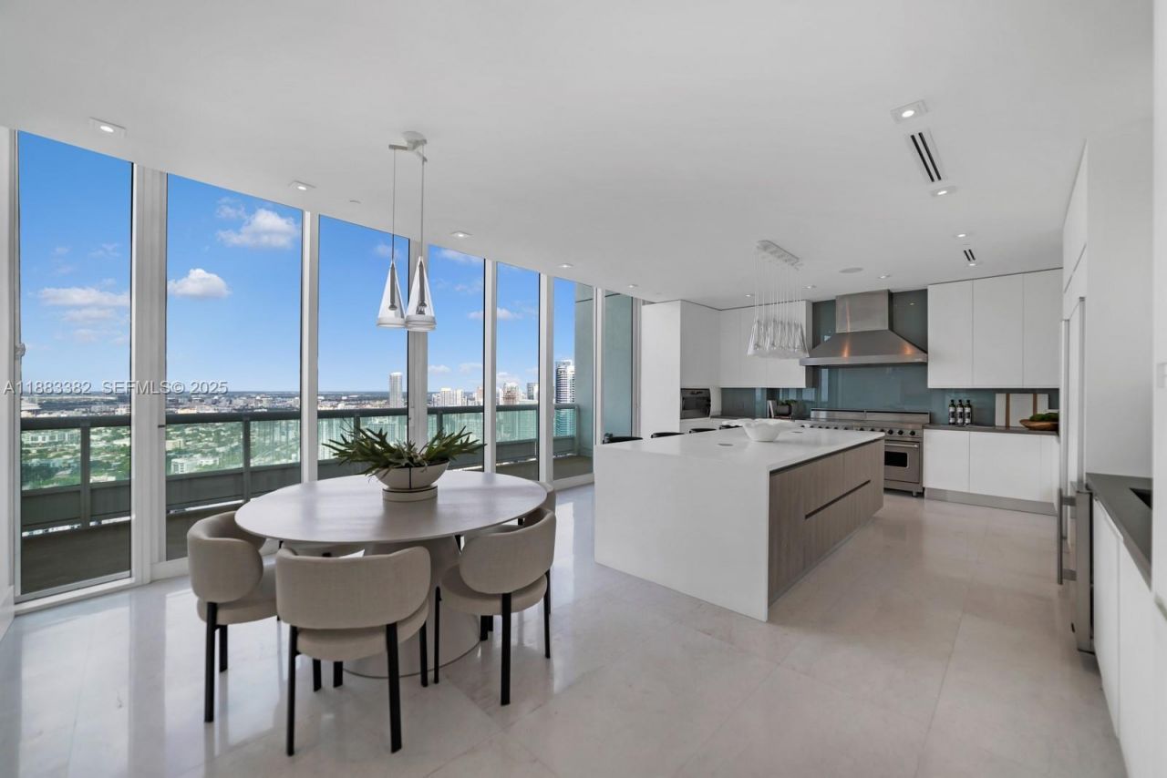 1643 Brickell Ave, Unit PH4902, Miami, FL 33129 Photo