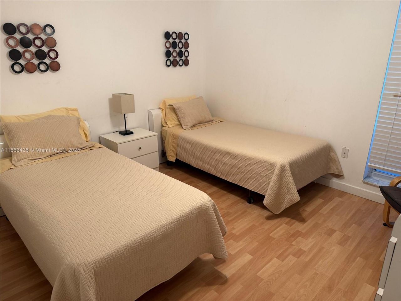 17801 N Bay Rd, Unit 505, Sunny Isles Beach, FL 33160 Photo