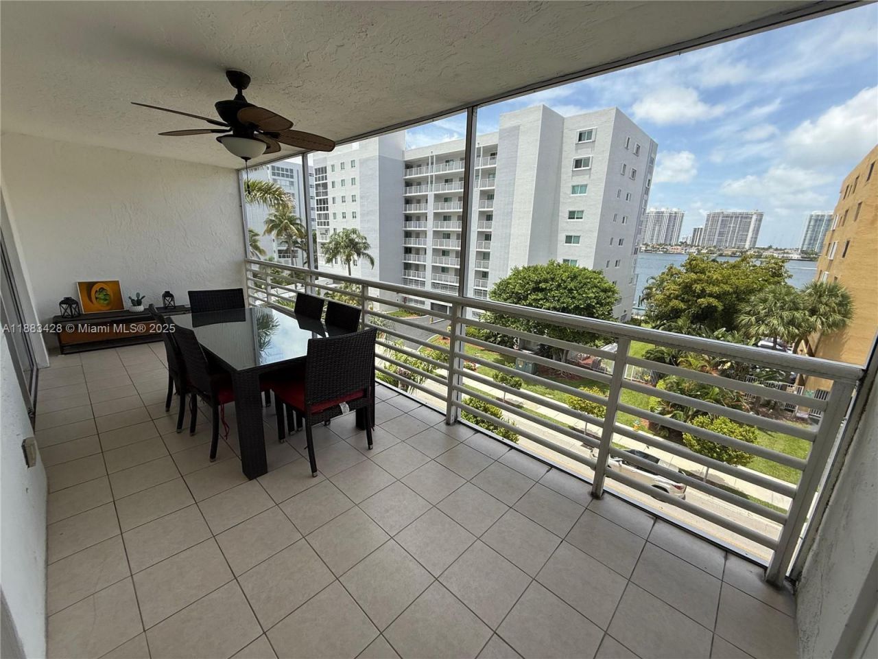 17801 N Bay Rd, Unit 505, Sunny Isles Beach, FL 33160 Photo