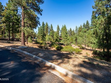 293 E Jeffrey Pine Road, Reno, NV 89511 Photo