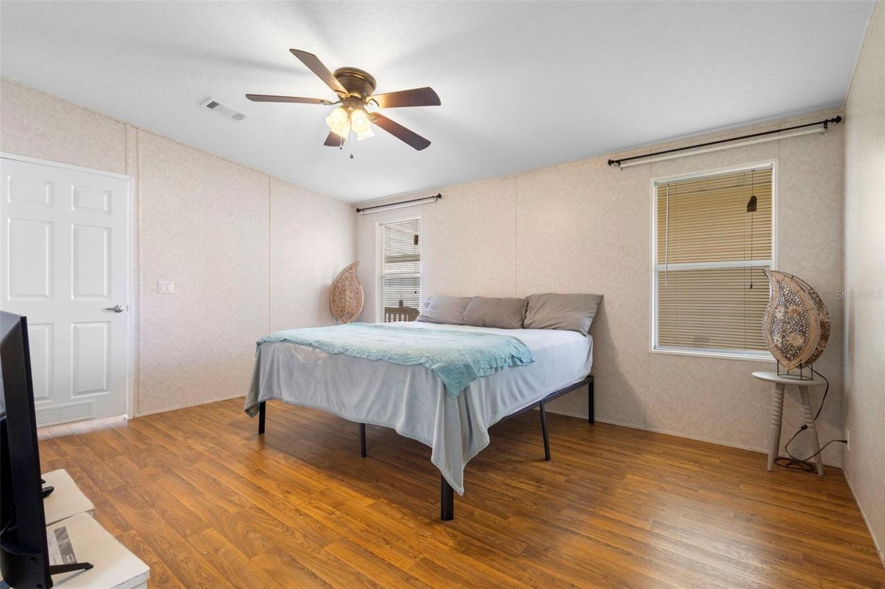 4393 Maple Avenue, Edgewater, FL 32141 Photo