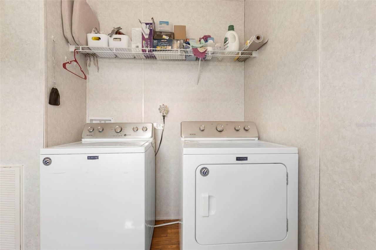 4393 Maple Avenue, Edgewater, FL 32141 Photo