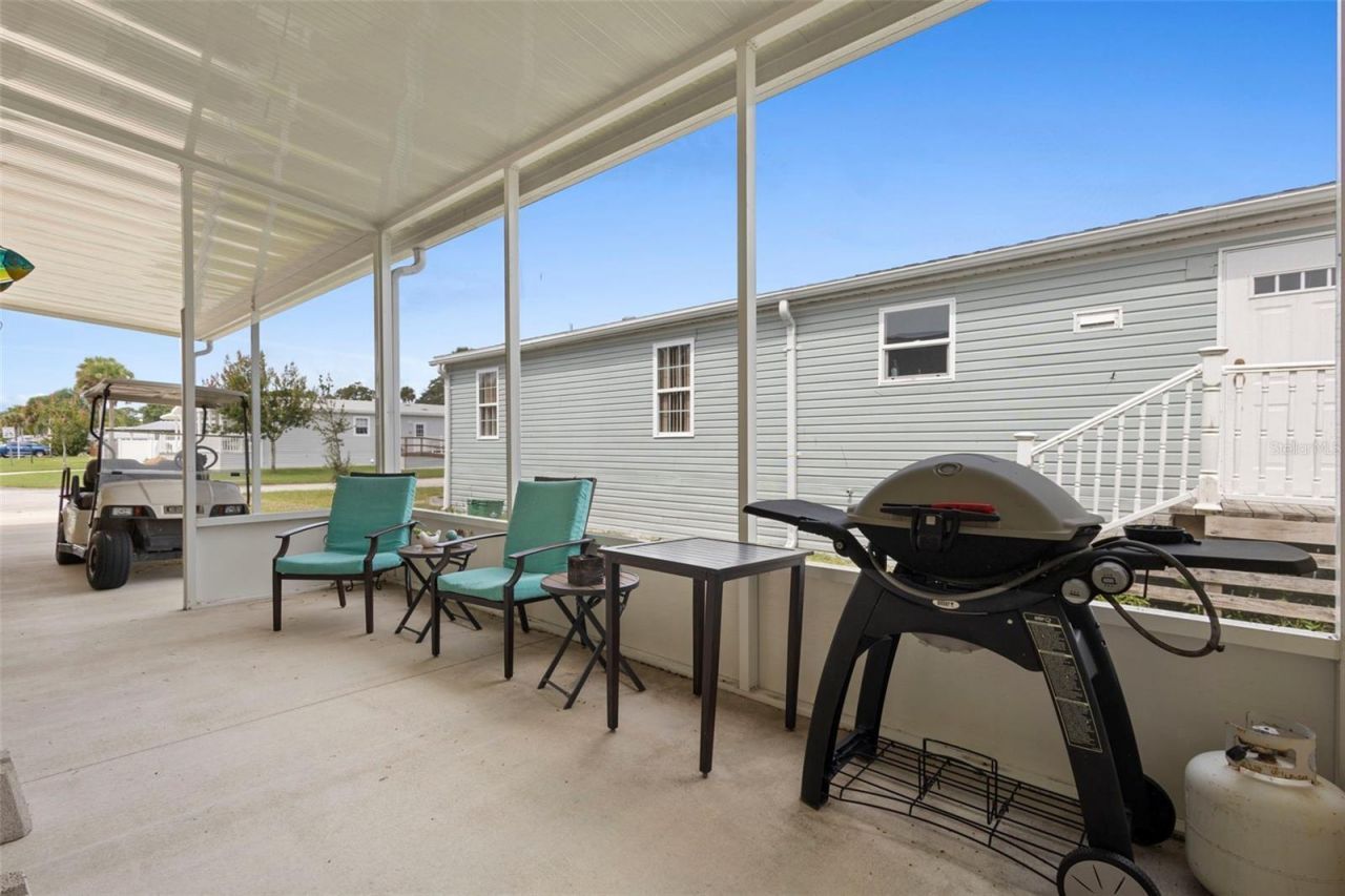 4393 Maple Avenue, Edgewater, FL 32141 Photo