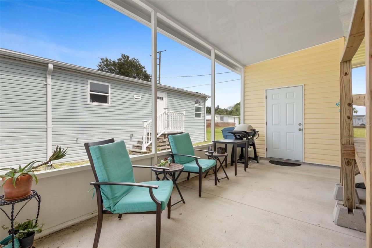 4393 Maple Avenue, Edgewater, FL 32141 Photo