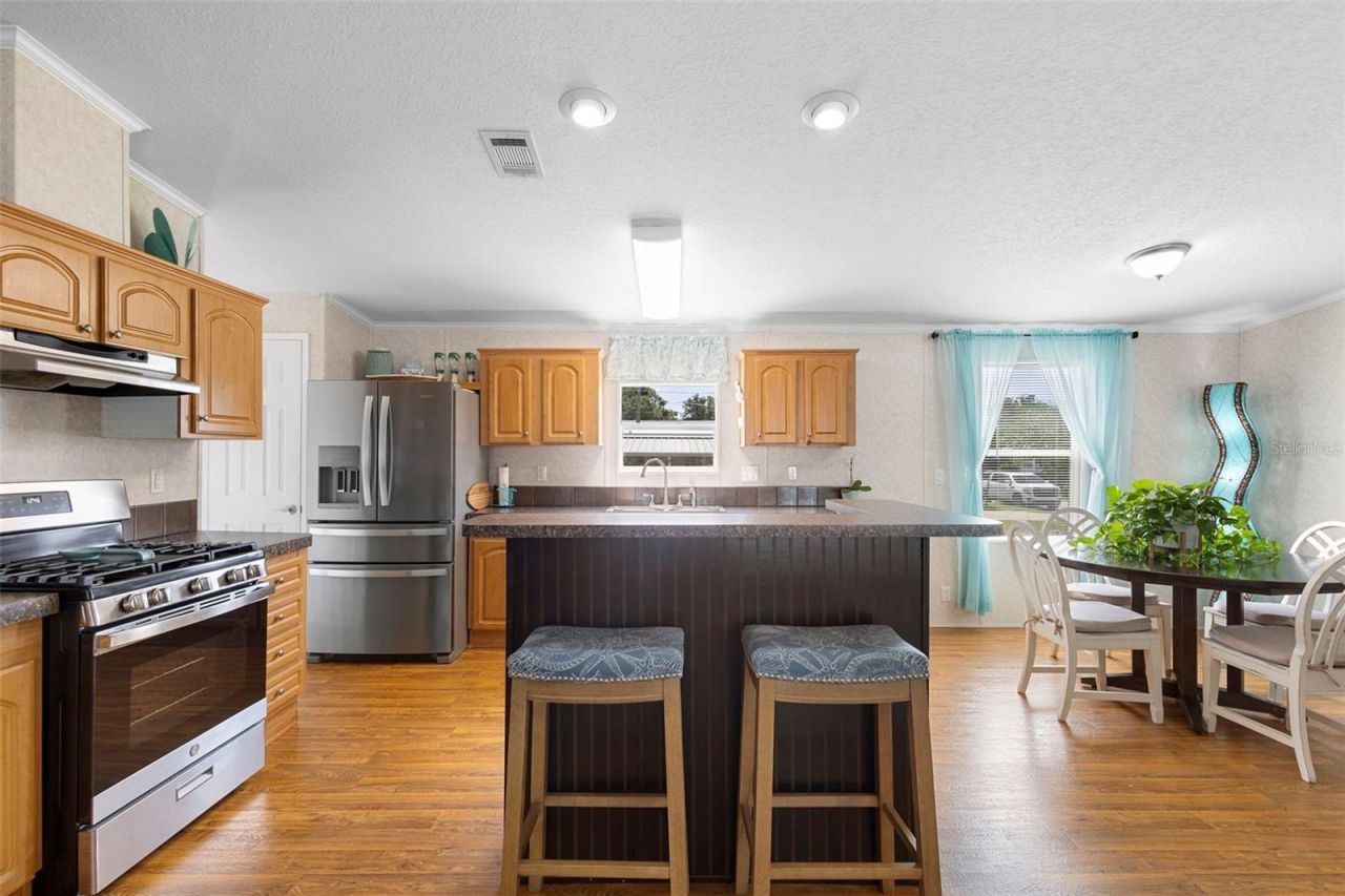 4393 Maple Avenue, Edgewater, FL 32141 Photo