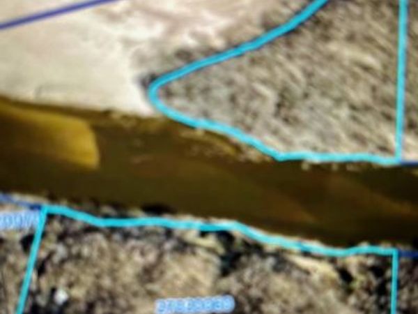 3299 58th St Dr lot 1-2, Vinton, IA 52349