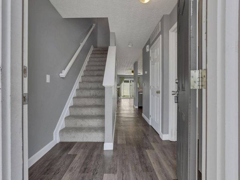 5206 Novelty Avenue, Canal Winchester, OH 43110 Photo 3