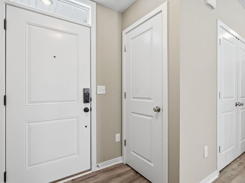 5507 Fawnsbury Court, Powell, OH 43065 Photo 2