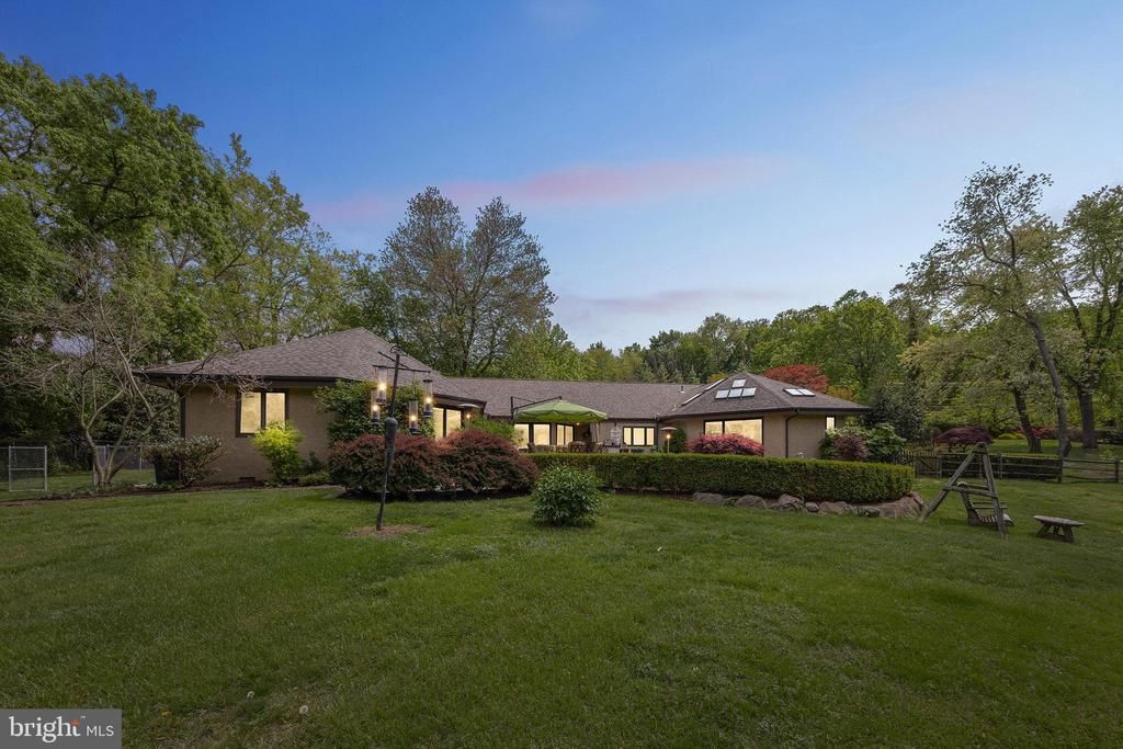 745 Germantown Pike, Lafayette Hill, PA 19444 Main Photo