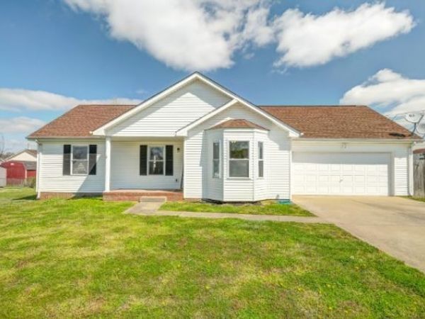 1269 Barbee Ln , Clarksville, TN 37042