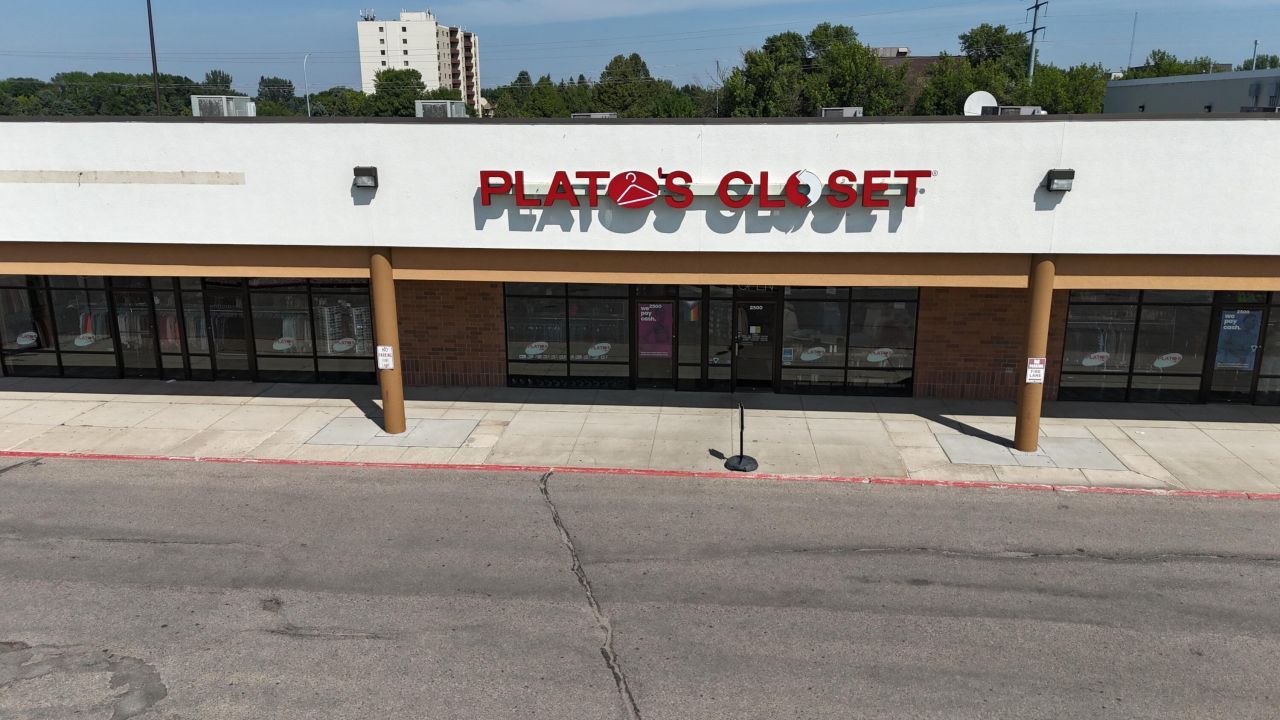 2500 Columbia, Grand Forks, ND 58201