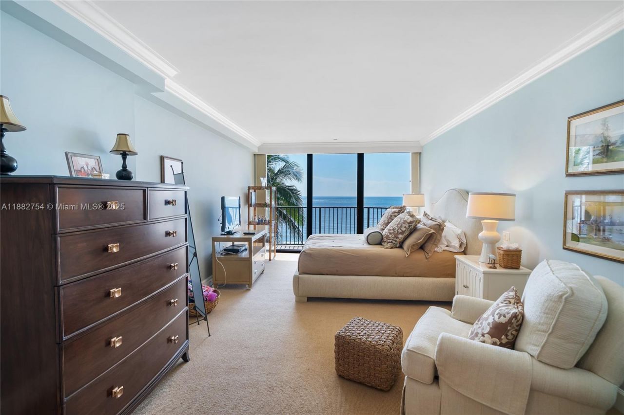 200 Beach Rd, Unit 202, Tequesta, FL 33469 Photo