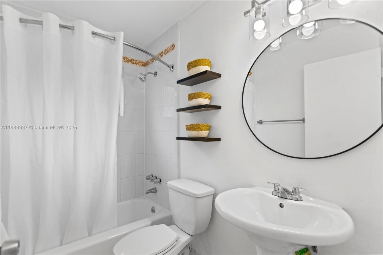 7030 Tyler St, Hollywood, FL 33024 Photo