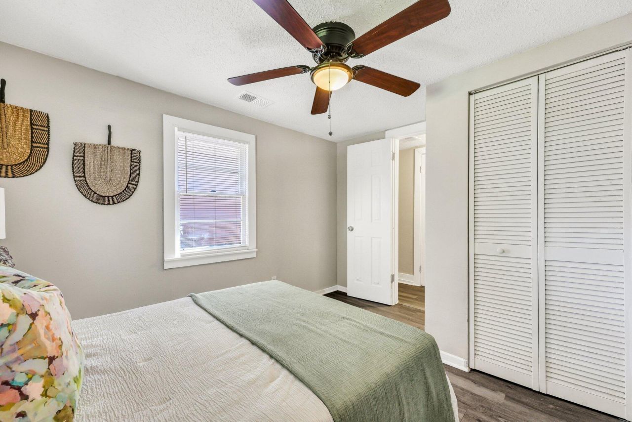 2016 Echo Avenue Photo 19