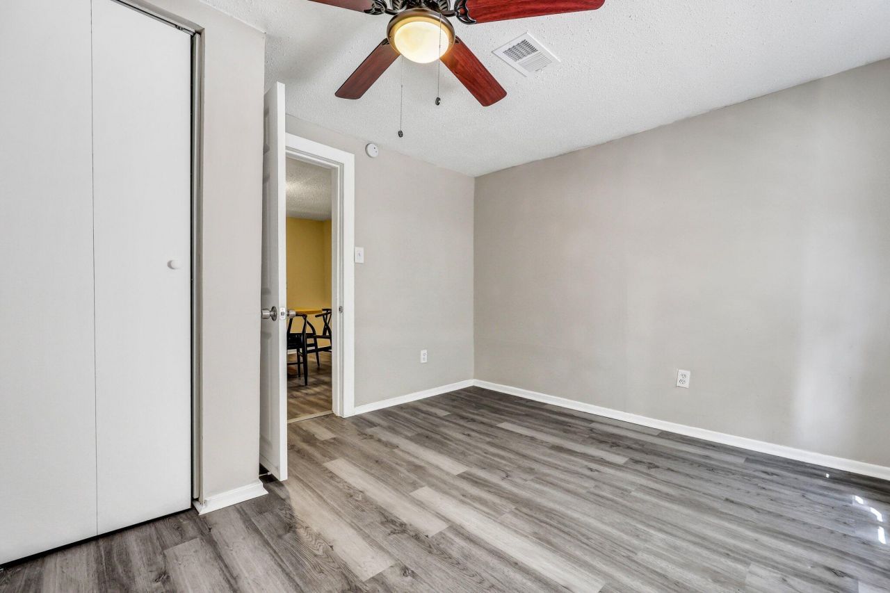 2016 Echo Avenue Photo 21