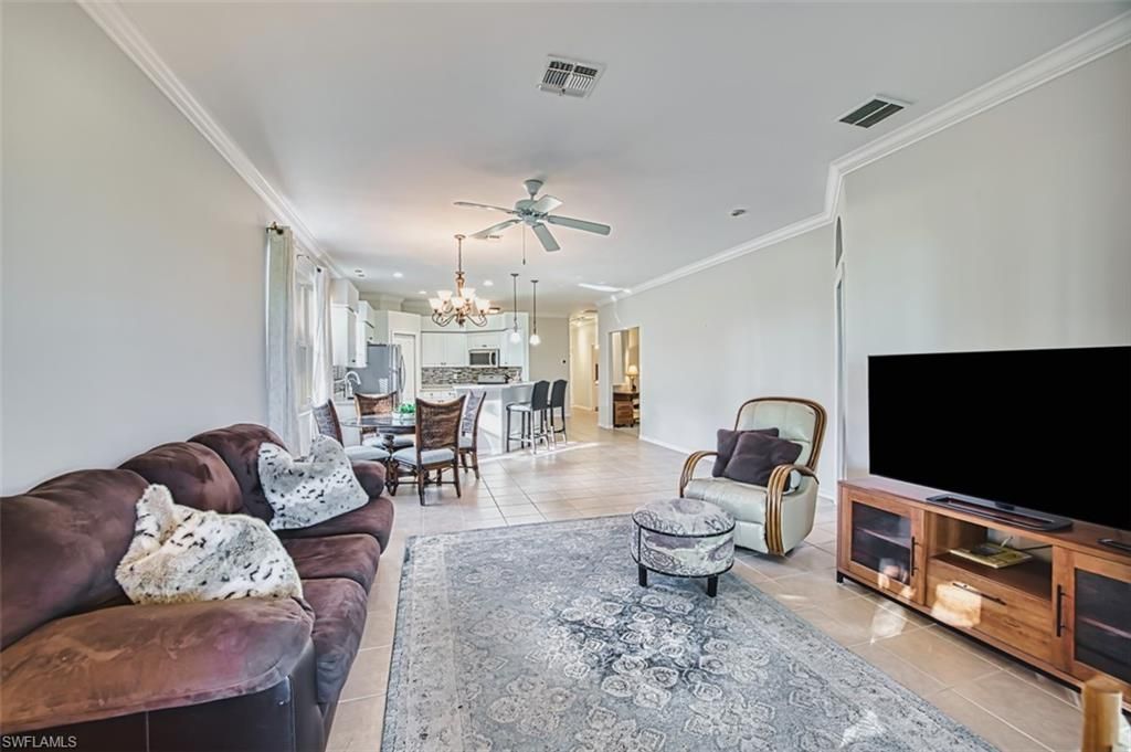 2261 Carnaby Ct, Lehigh Acres, FL 33973 Photo