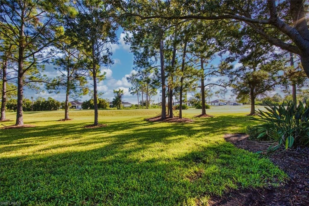 2261 Carnaby Ct, Lehigh Acres, FL 33973 Photo