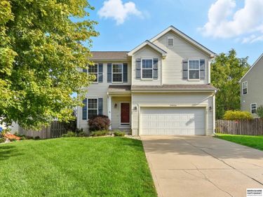 19026 Ontario Street, Omaha, NE 68130