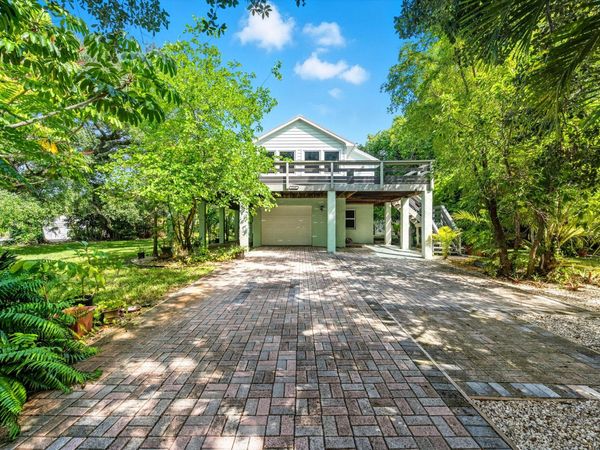 1398 SW Palm City Road, Stuart, FL 34994