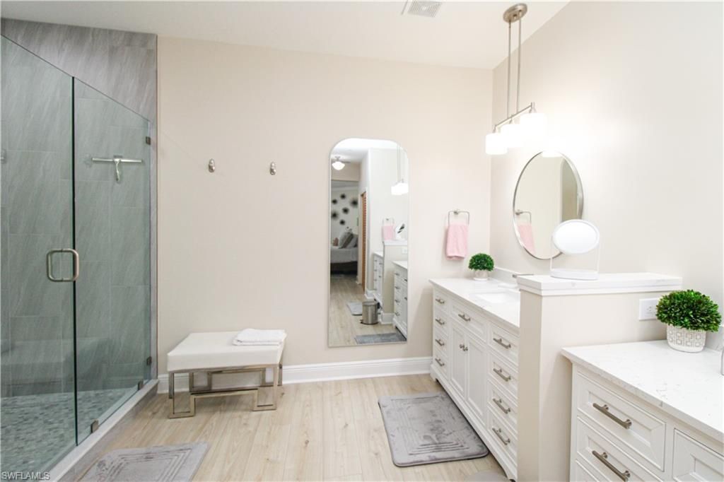 4853 Hampshire Ct, Unit 107, Naples, FL 34112 Photo