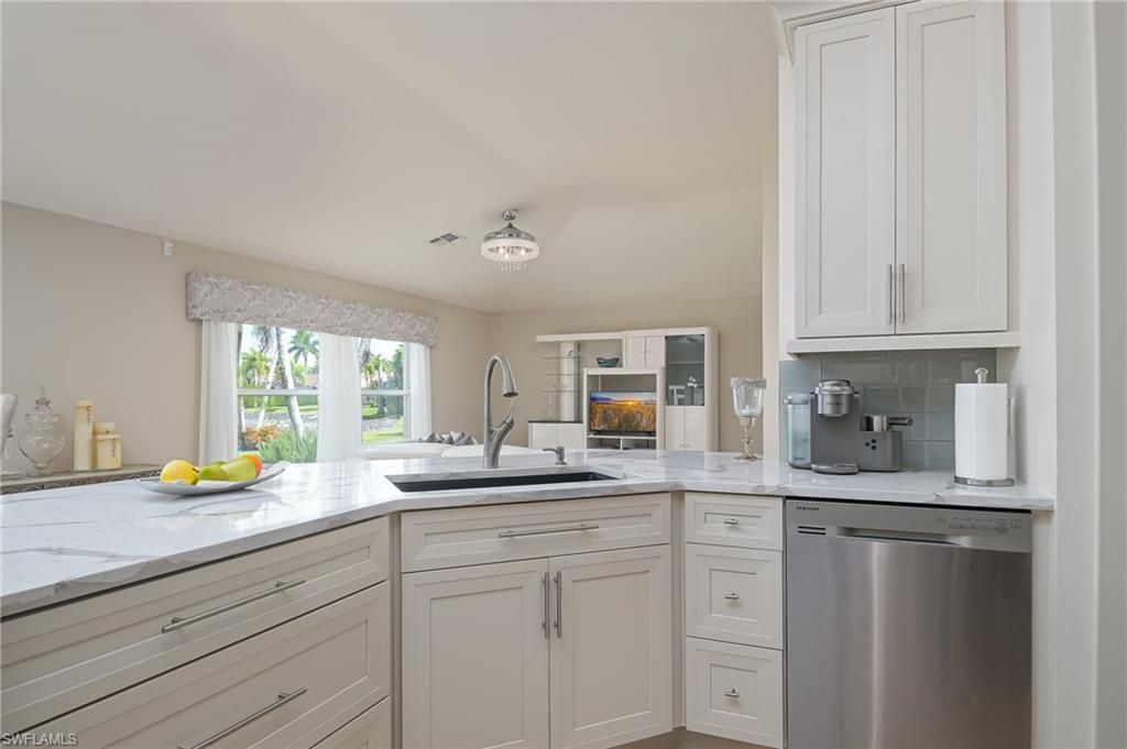 2250 Grove Dr, Naples, FL 34120 Photo