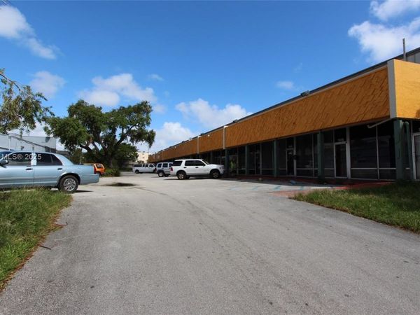 1620 NE 148 St, Unit 1626, North Miami, FL 33181