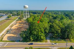 00 Liberty Hall Road photo 4