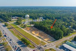 00 Liberty Hall Road photo 4