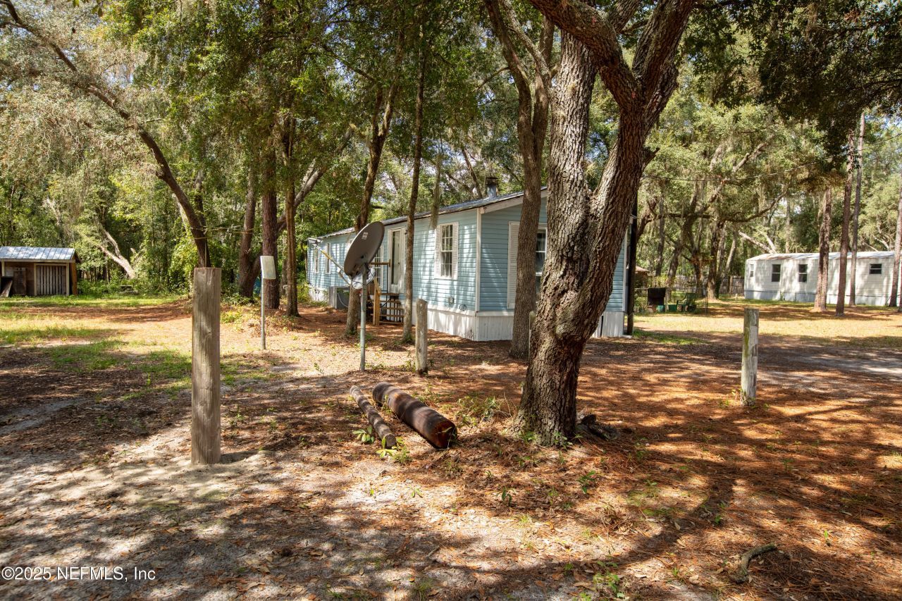 100 Little Star Road, Hawthorne, FL 32640 Photo